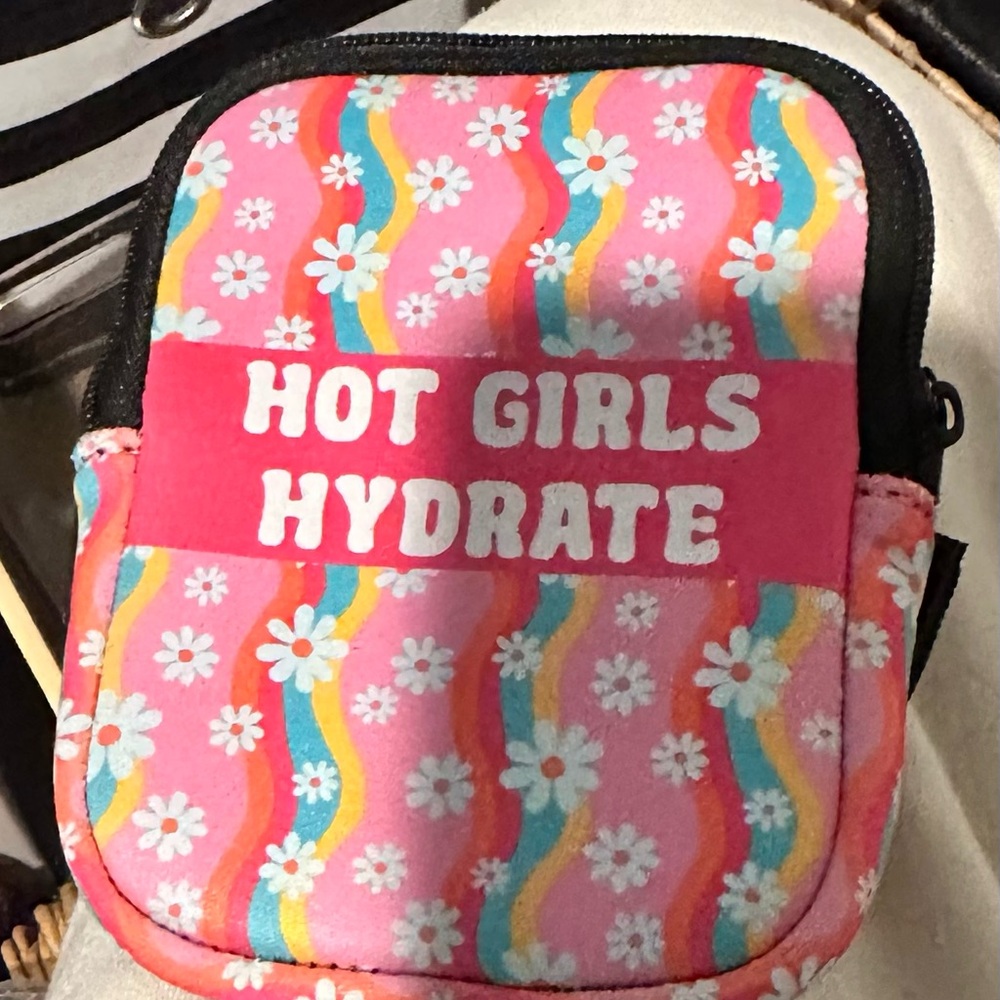 Pink and White Floral Water Bottle pouch